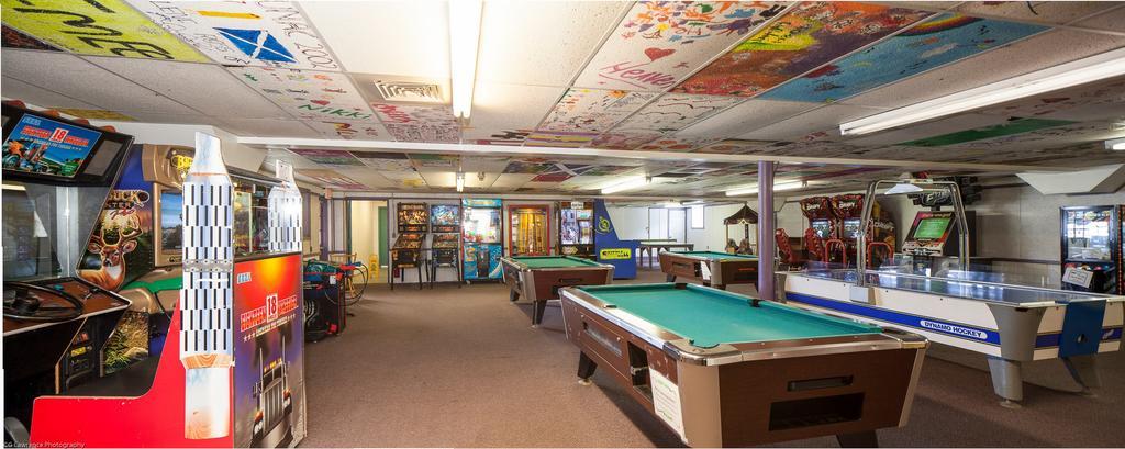 Circle M Camping Resort Screened Park Model 27 Wabank 외부 사진